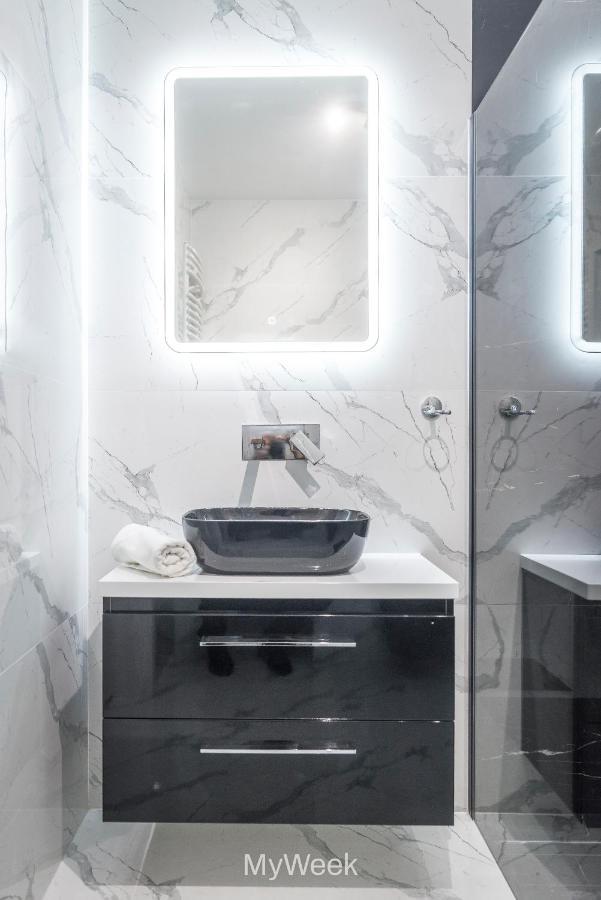 And Spa, Myweek Apartment *