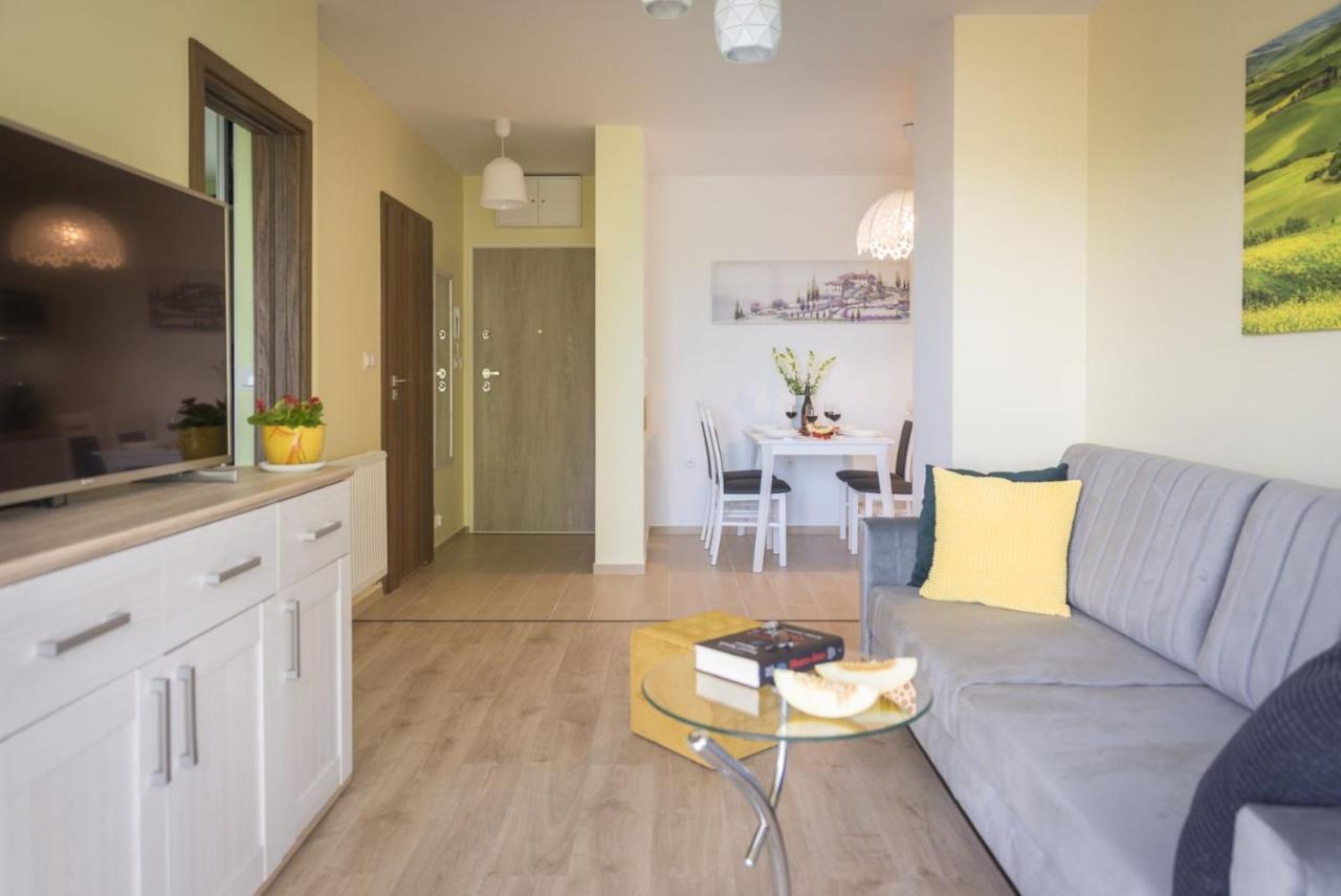 And Spa, Myweek Apartment
