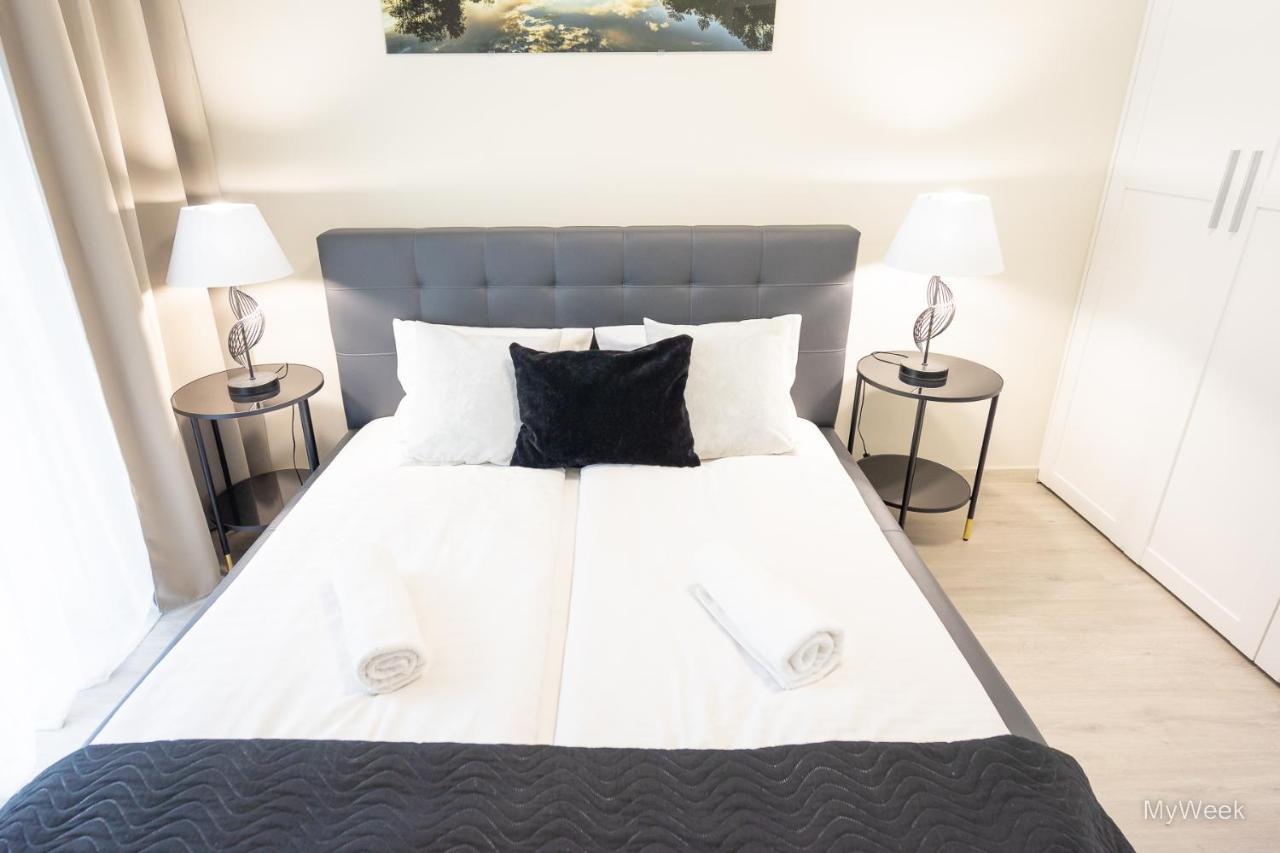 Apartment And Spa, Myweek *